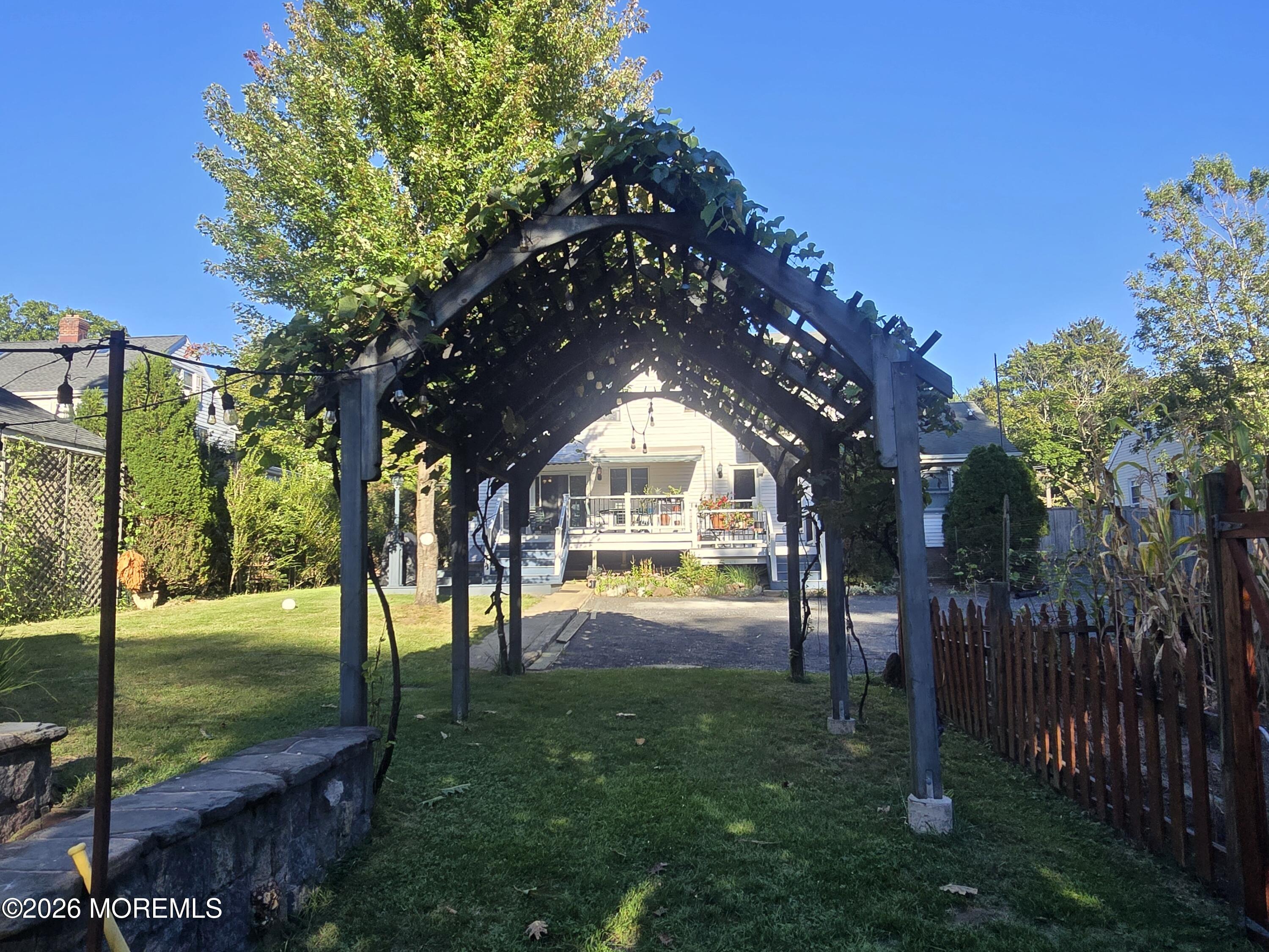 712 Holmdel Road Holmdel NJ 07733