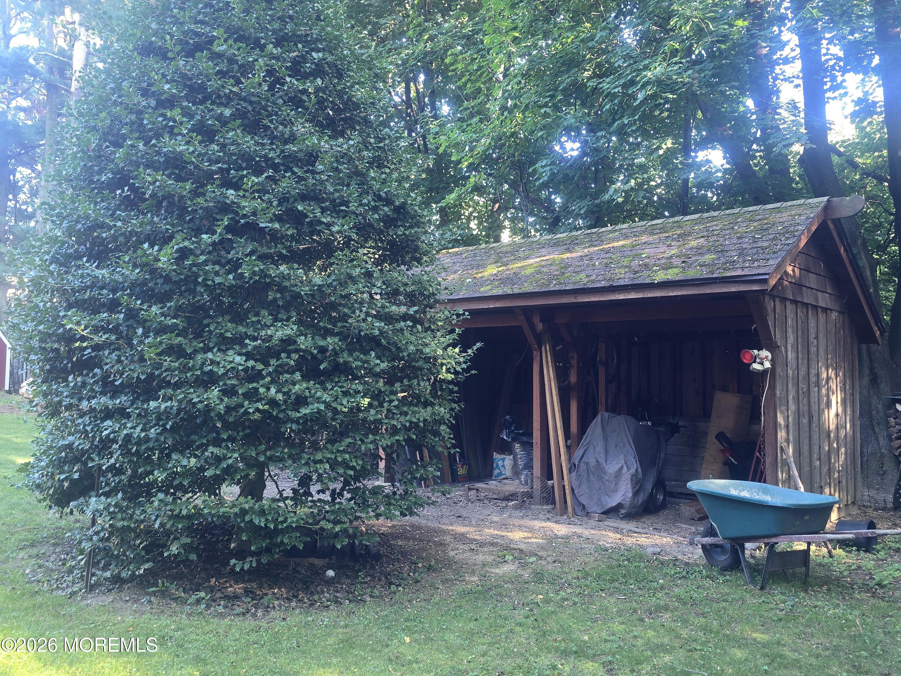 712 Holmdel Road Holmdel NJ 07733