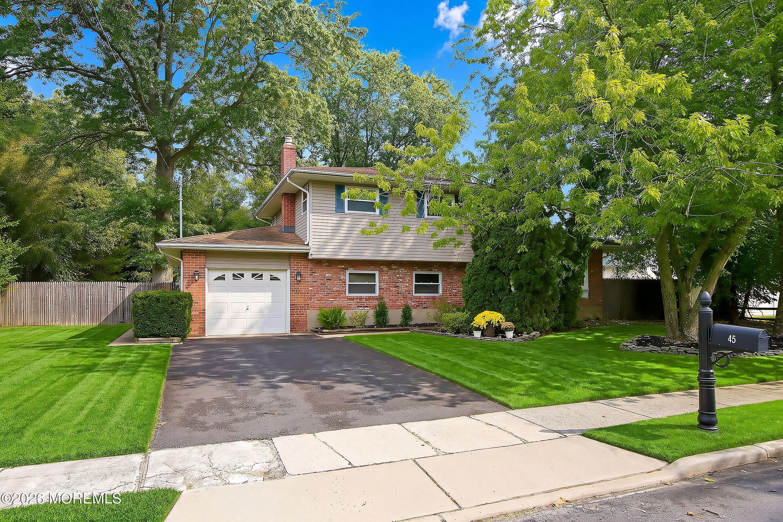 45 Oak Terrace Howell NJ 07731