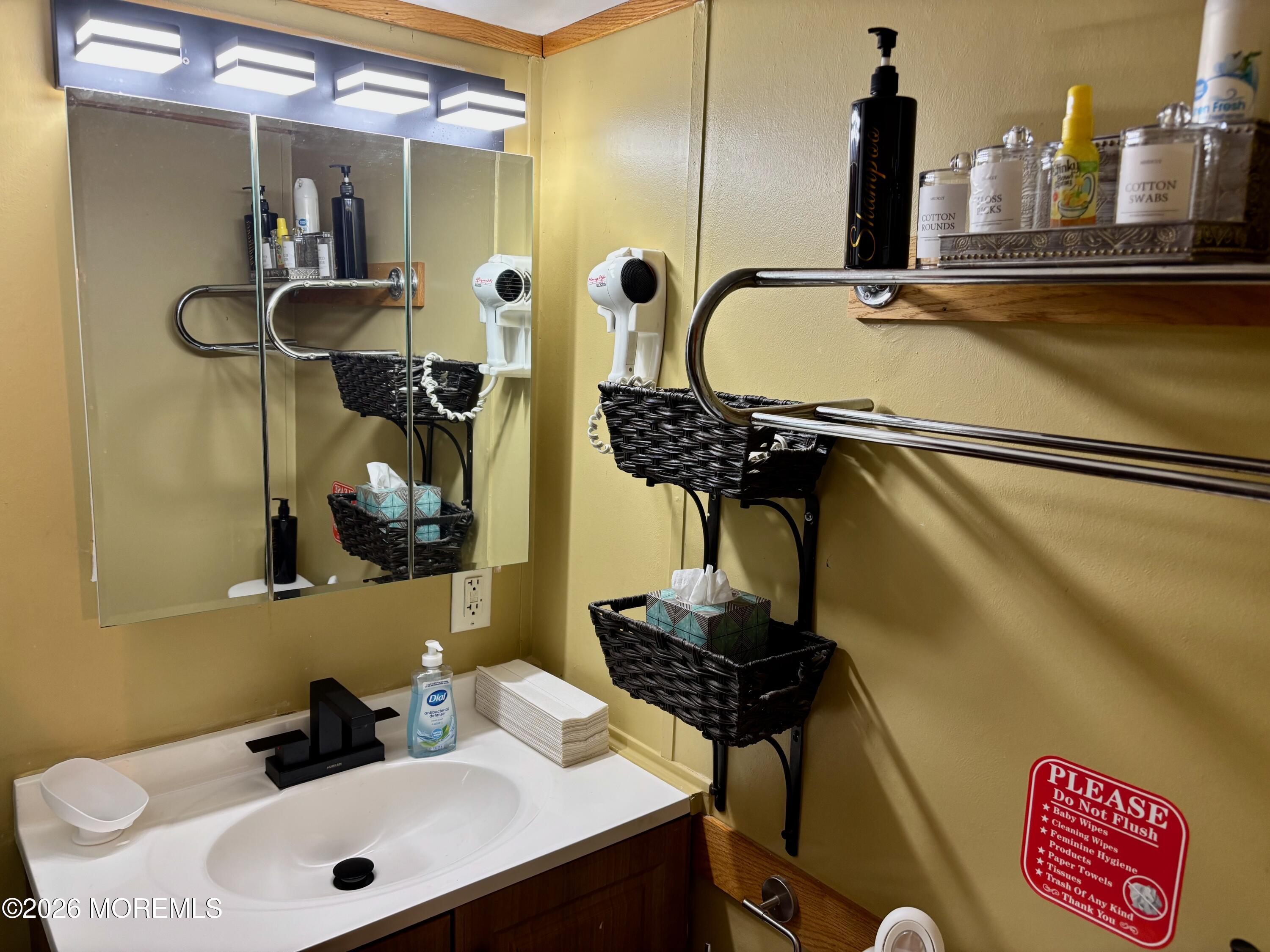 724 Monmouth Road Cream Ridge NJ 08514
