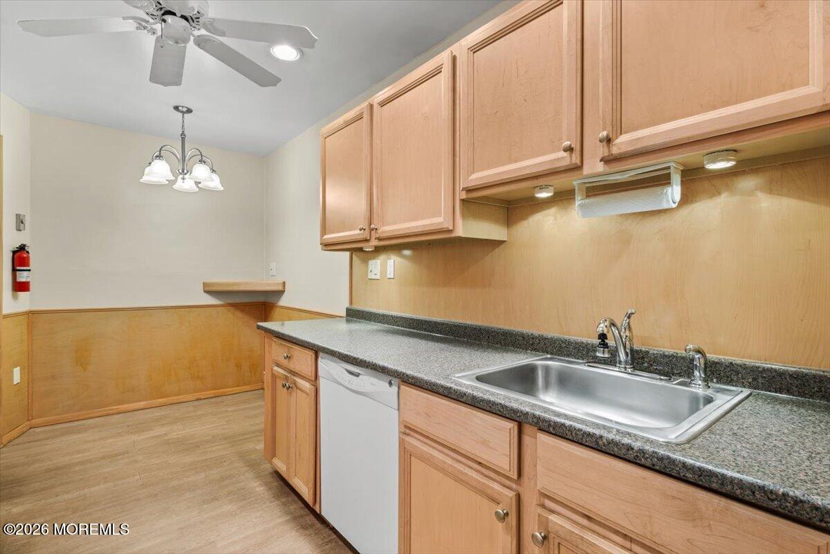 63 Overlook Way Manalapan NJ 07726