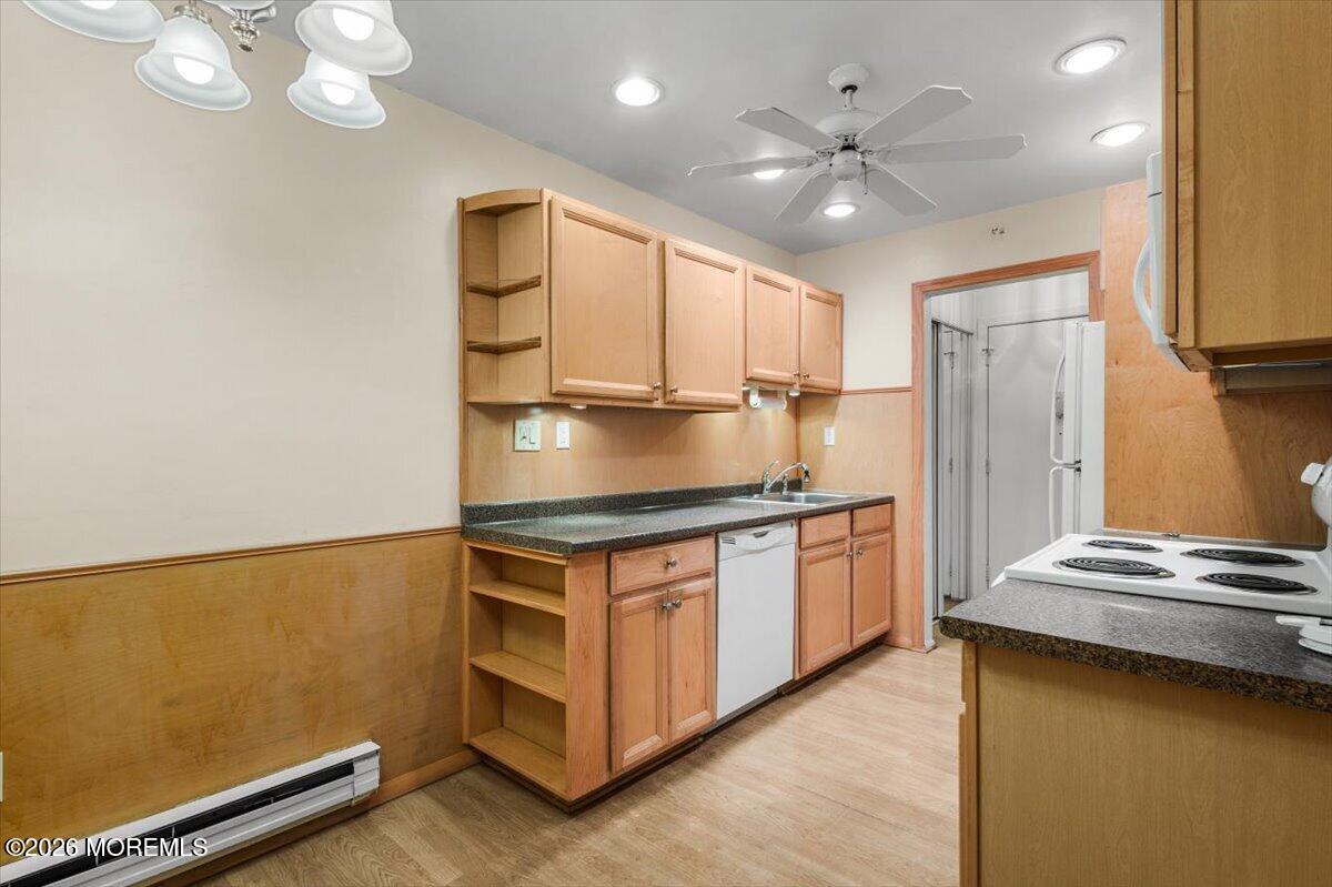 63 Overlook Way Manalapan NJ 07726