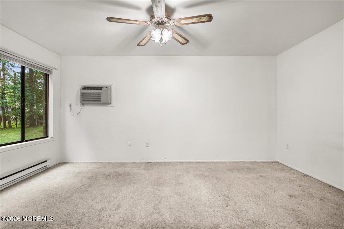 63 Overlook Way Manalapan NJ 07726