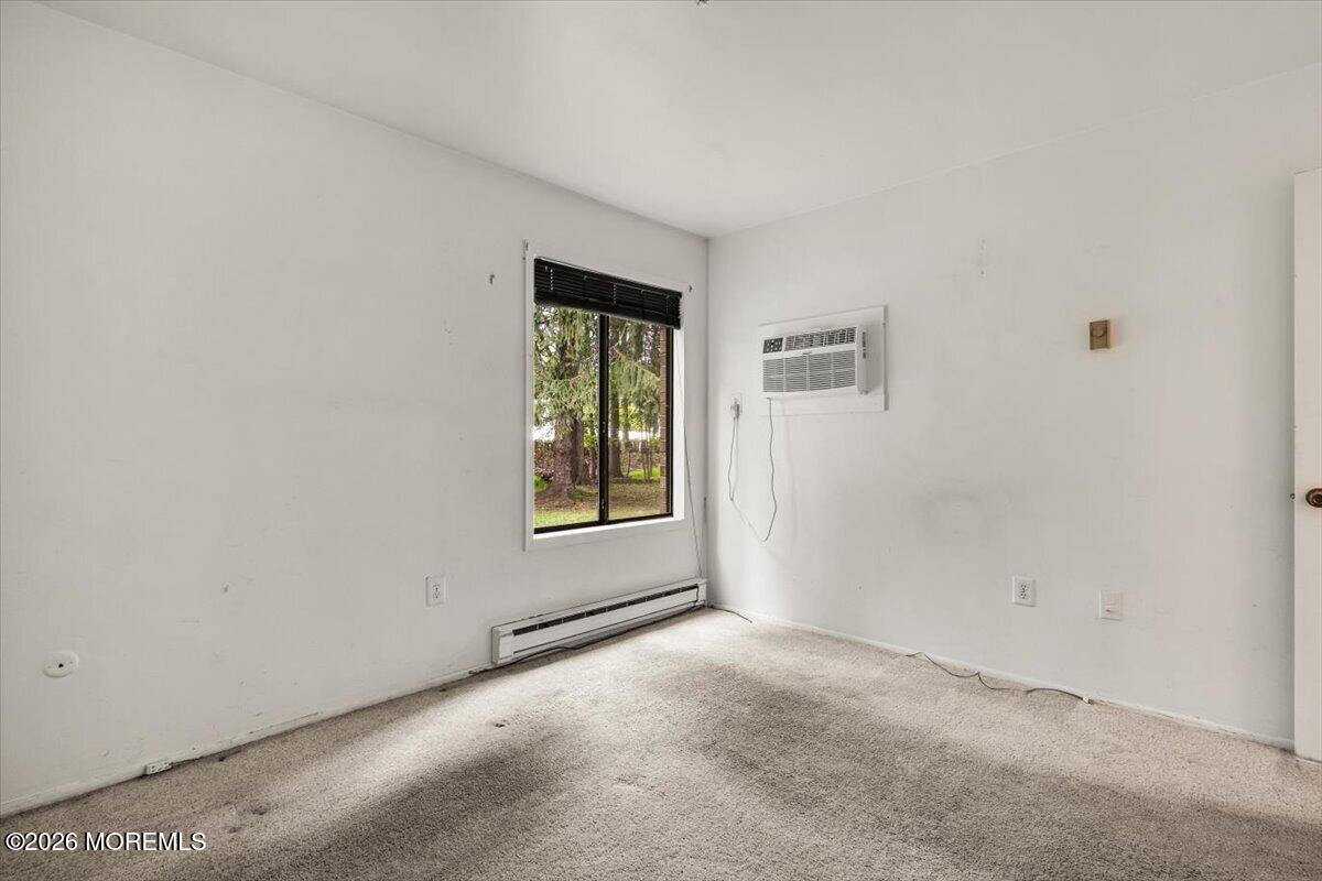 63 Overlook Way Manalapan NJ 07726