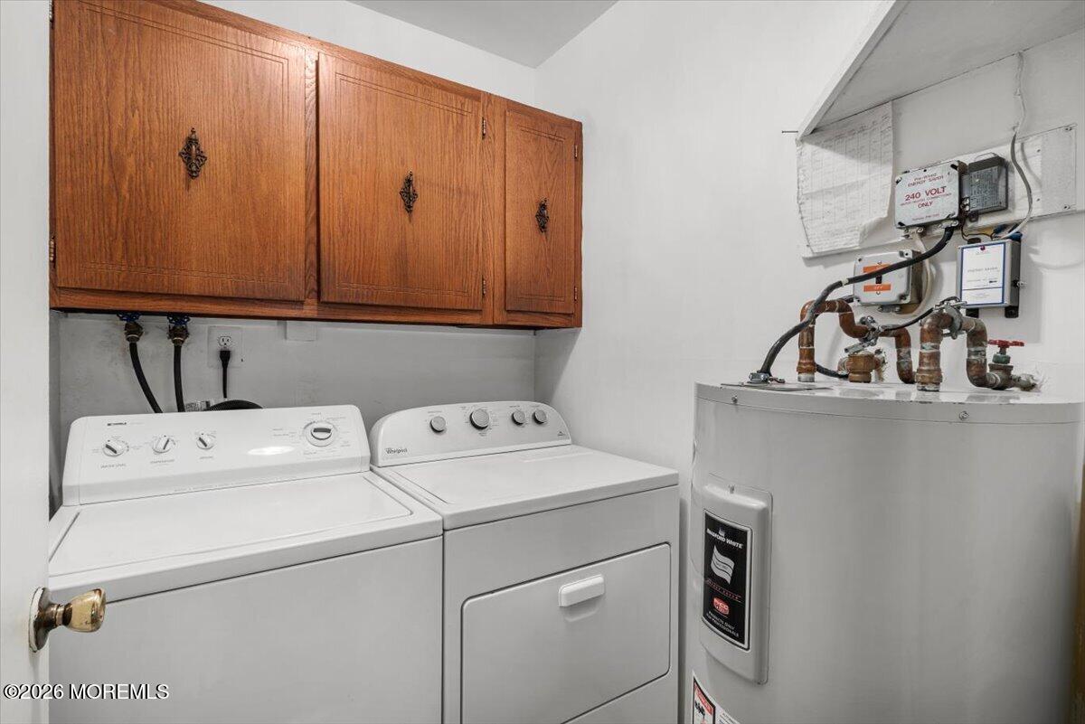 63 Overlook Way Manalapan NJ 07726