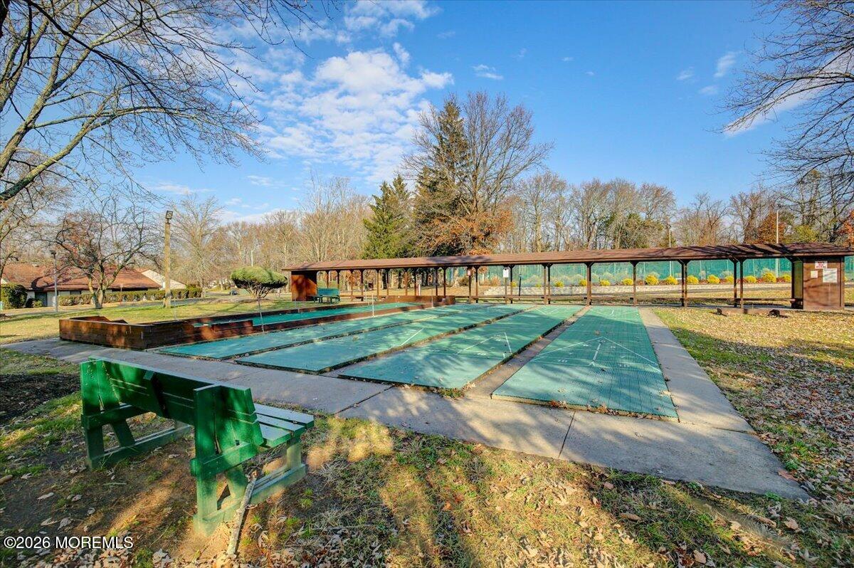63 Overlook Way Manalapan NJ 07726
