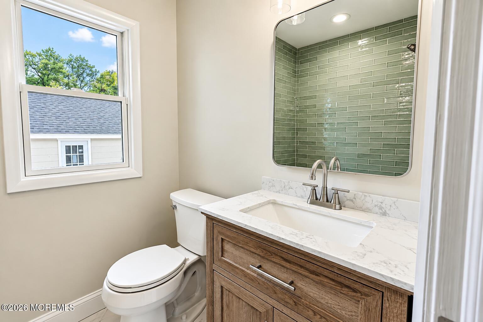 856 E Concourse Keyport NJ 07735