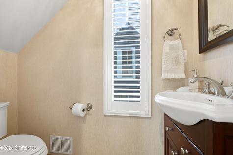 26 Tower Hill Avenue Red Bank NJ 07701