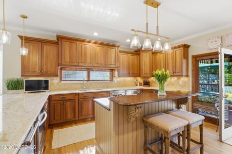 26 Tower Hill Avenue Red Bank NJ 07701