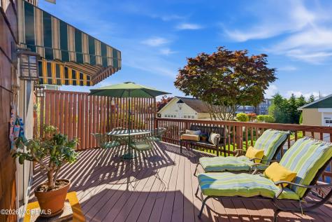 26 Tower Hill Avenue Red Bank NJ 07701