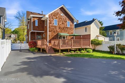 26 Tower Hill Avenue Red Bank NJ 07701