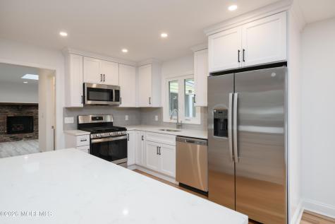 1 Gary Drive Middletown NJ 07748