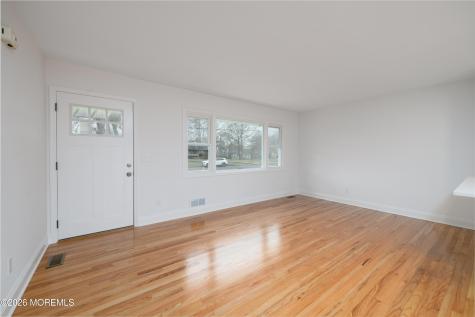 1 Gary Drive Middletown NJ 07748