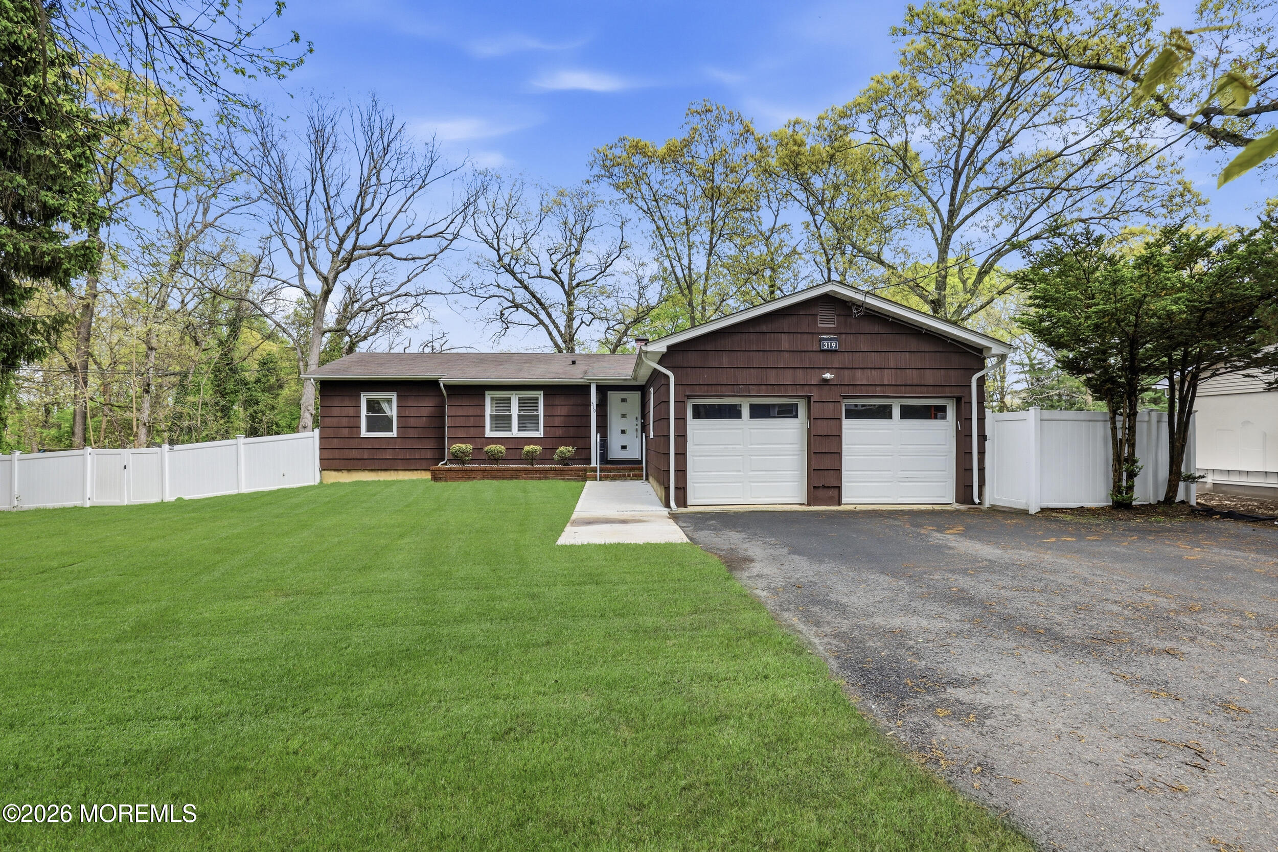 319 Miller Road Lakewood NJ 08701