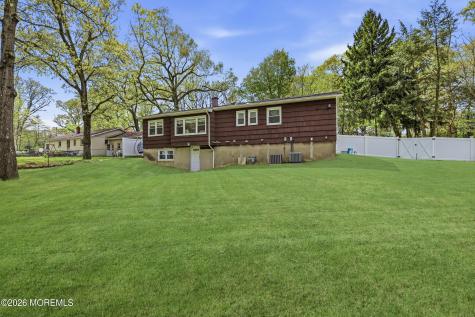 319 Miller Road Lakewood NJ 08701