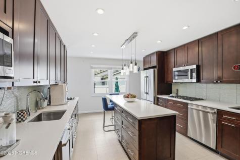 319 Miller Road Lakewood NJ 08701