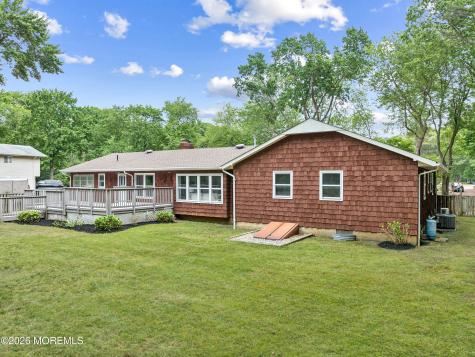 1046 Indian Hill Road Toms River NJ 08753
