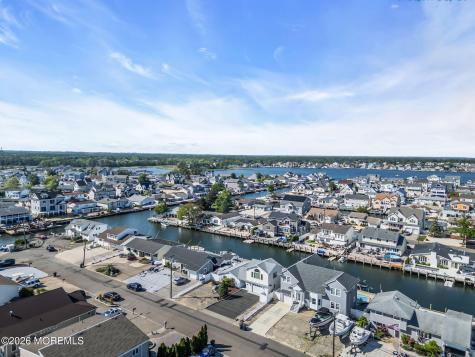 1838 Skiff Court Toms River NJ 08753