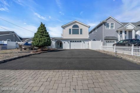 1838 Skiff Court Toms River NJ 08753