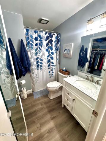 28 Dogwood Road Manahawkin NJ 08050