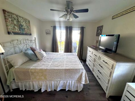 28 Dogwood Road Manahawkin NJ 08050