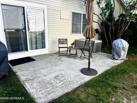 28 Dogwood Road Manahawkin NJ 08050