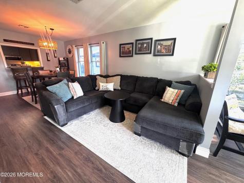 28 Dogwood Road Manahawkin NJ 08050