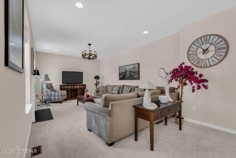 81 N Locust Avenue Marlton NJ 08053