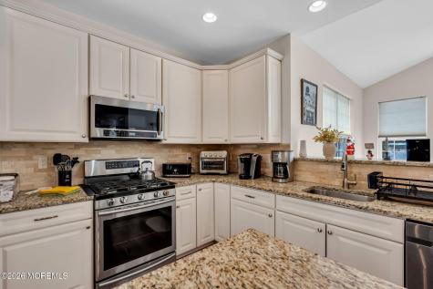 81 N Locust Avenue Marlton NJ 08053