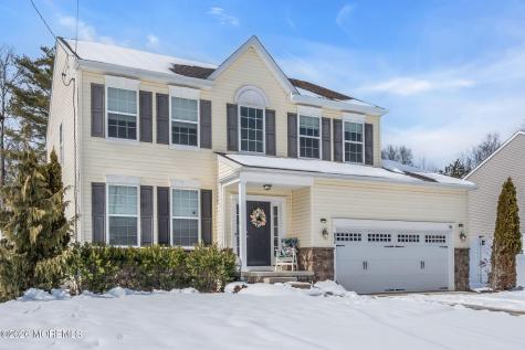 81 N Locust Avenue Marlton NJ 08053