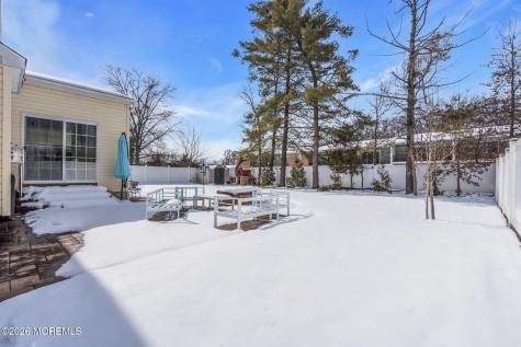 81 N Locust Avenue Marlton NJ 08053