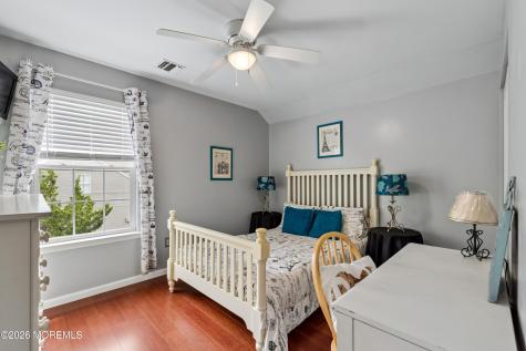 10 Dori Lane Barnegat NJ 08005