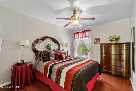 10 Dori Lane Barnegat NJ 08005