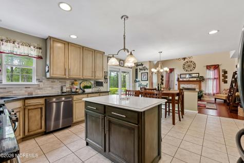10 Dori Lane Barnegat NJ 08005