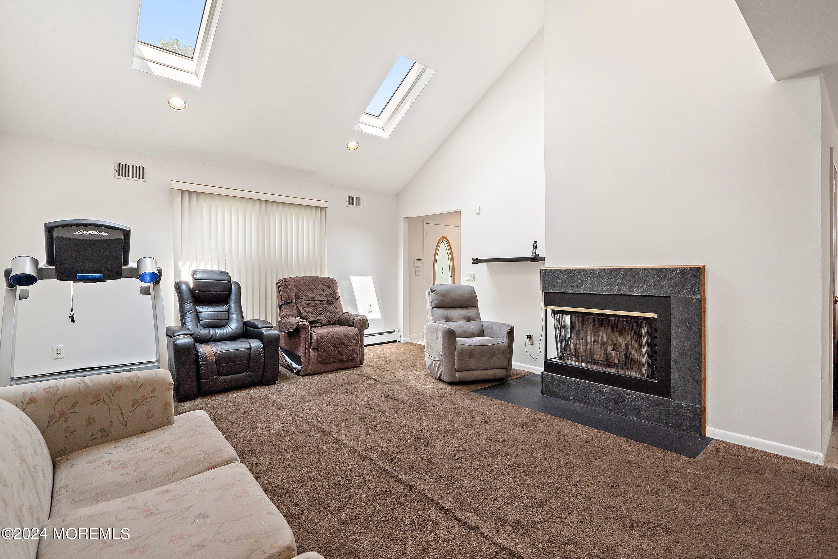 2 Tall Oaks Court Farmingdale NJ 07727