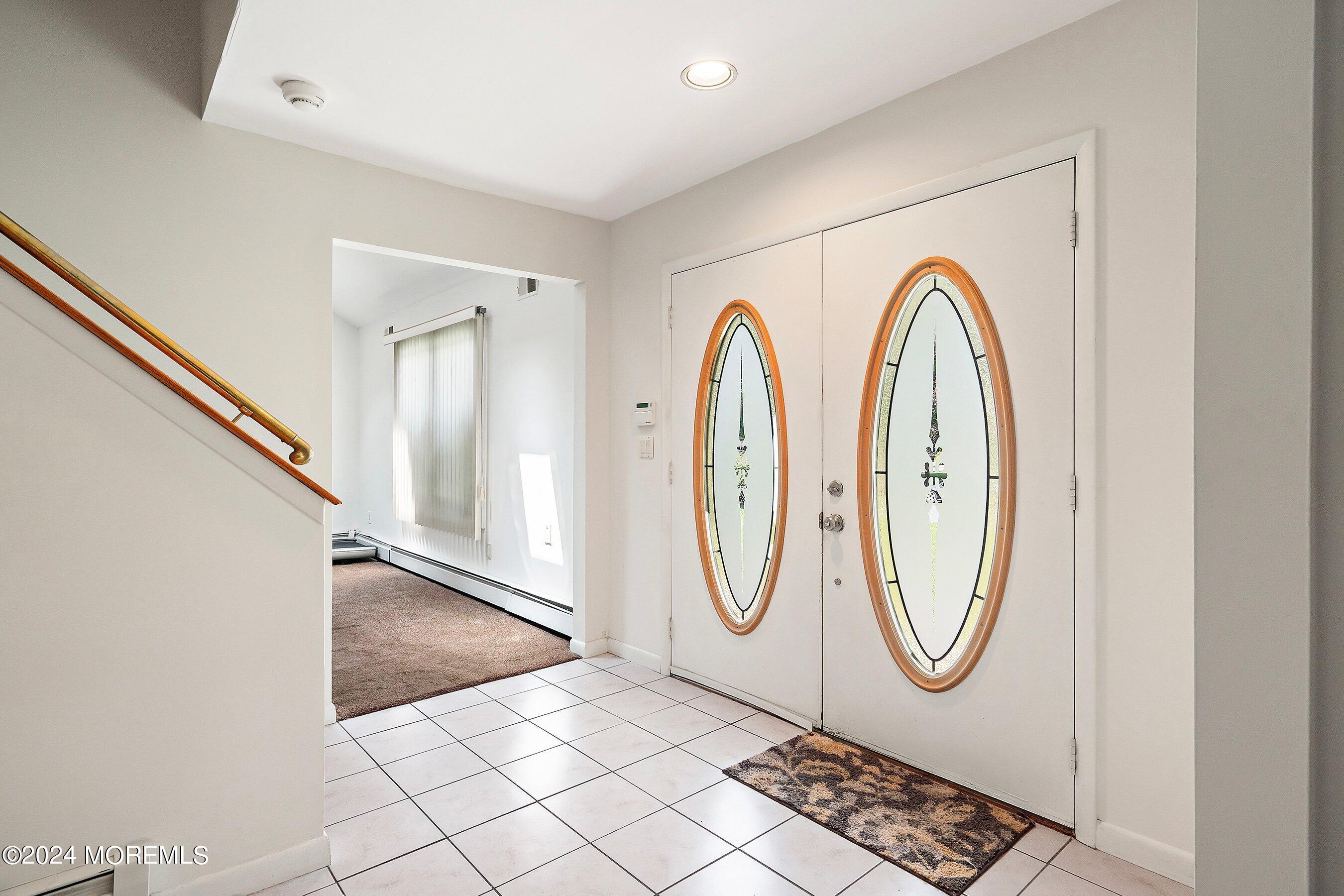 2 Tall Oaks Court Farmingdale NJ 07727