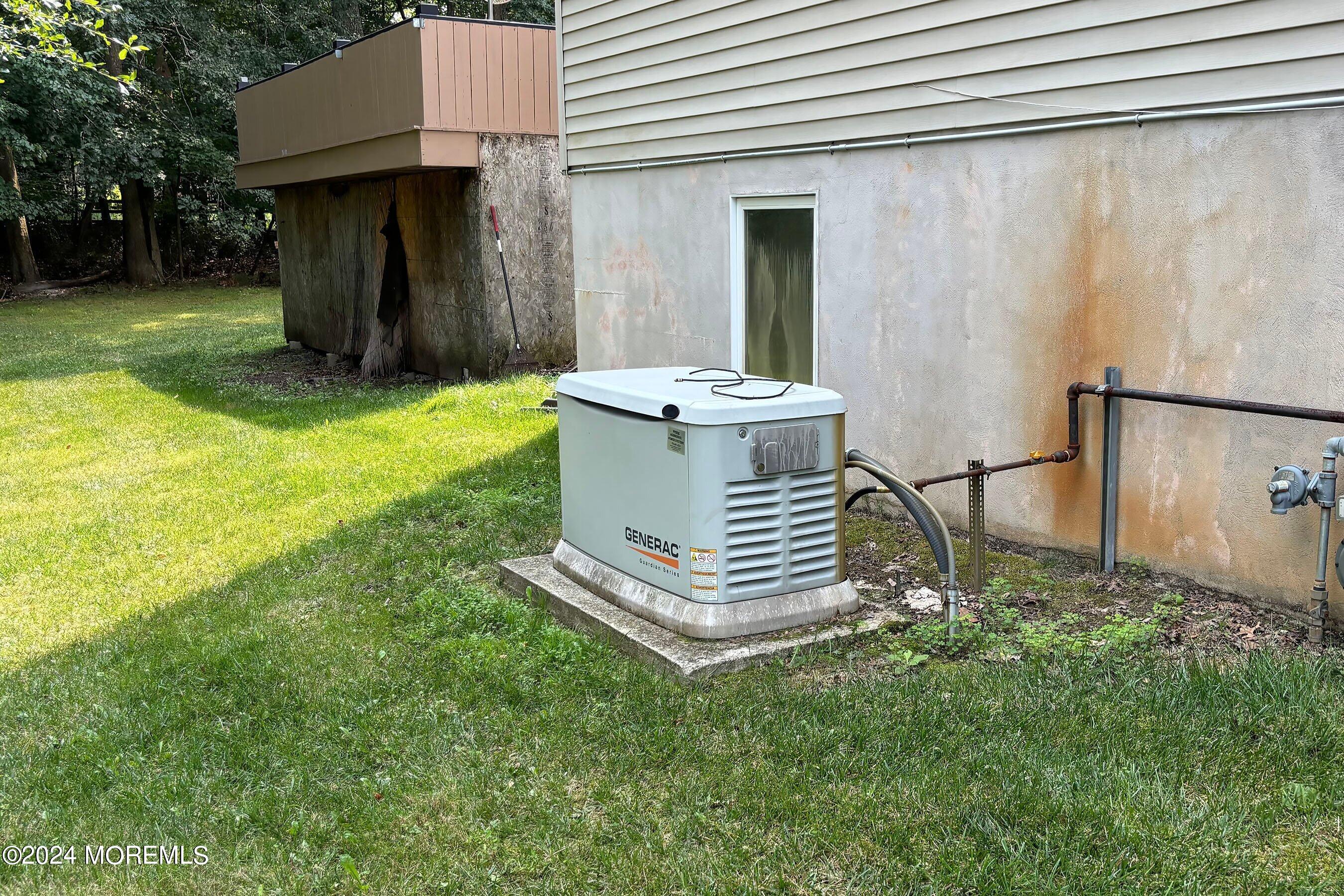 2 Tall Oaks Court Farmingdale NJ 07727