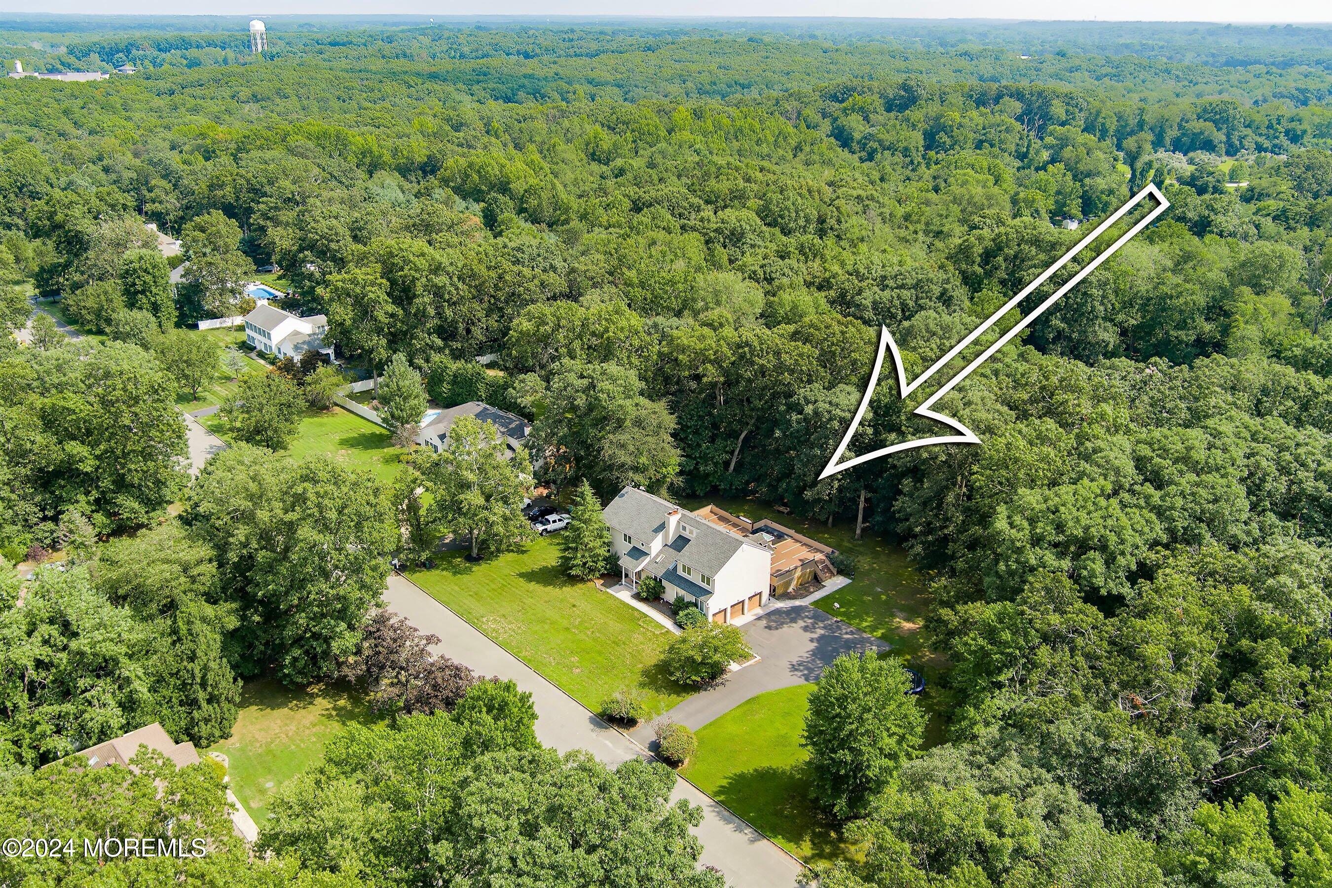 2 Tall Oaks Court Farmingdale NJ 07727