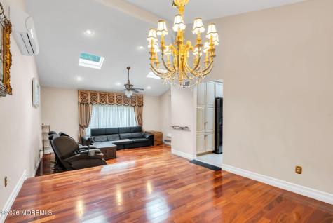 30 Mount Drive Holmdel NJ 07733