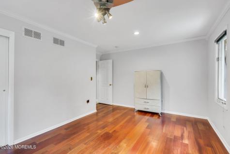 30 Mount Drive Holmdel NJ 07733