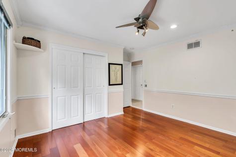 30 Mount Drive Holmdel NJ 07733