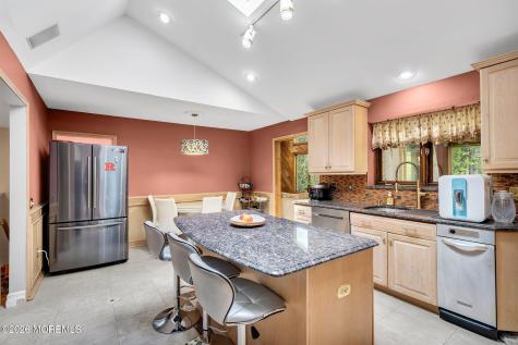 30 Mount Drive Holmdel NJ 07733