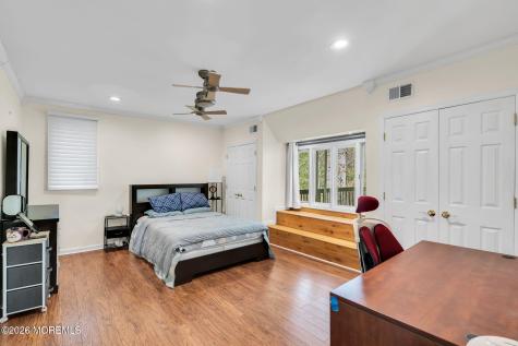 30 Mount Drive Holmdel NJ 07733