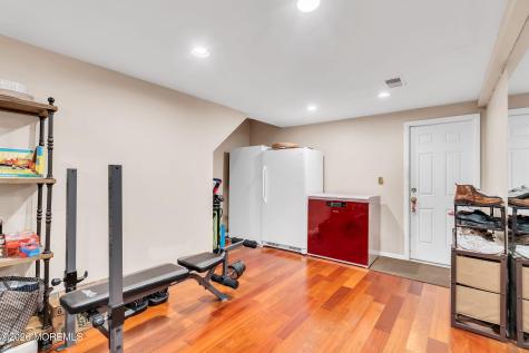 30 Mount Drive Holmdel NJ 07733