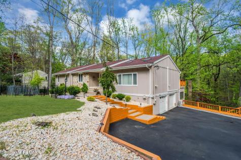 30 Mount Drive Holmdel NJ 07733