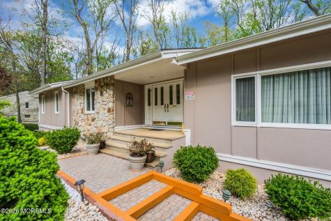 30 Mount Drive Holmdel NJ 07733