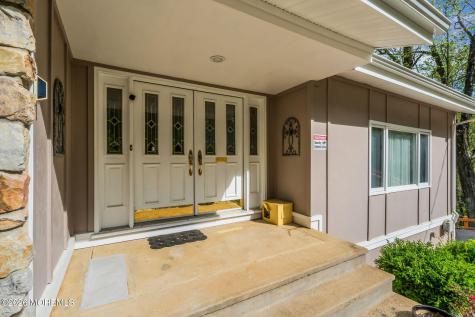30 Mount Drive Holmdel NJ 07733