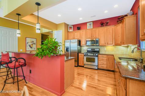 7 Cog Hill Court Jackson NJ 08527