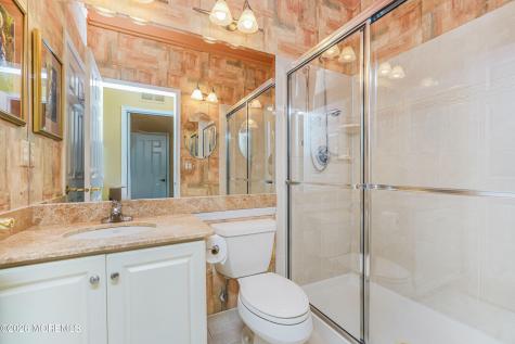 7 Cog Hill Court Jackson NJ 08527