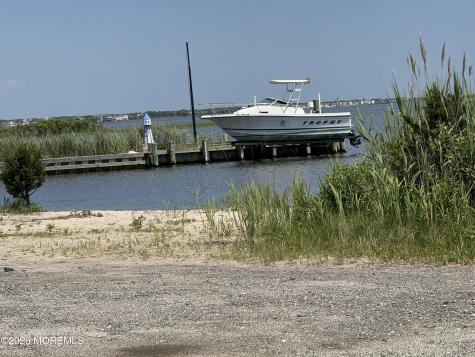 307 Ohanlon Avenue Bayville NJ 08721